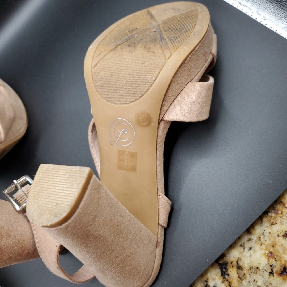 Chinese Laundry chunky platform heels - Picture 6 of 6